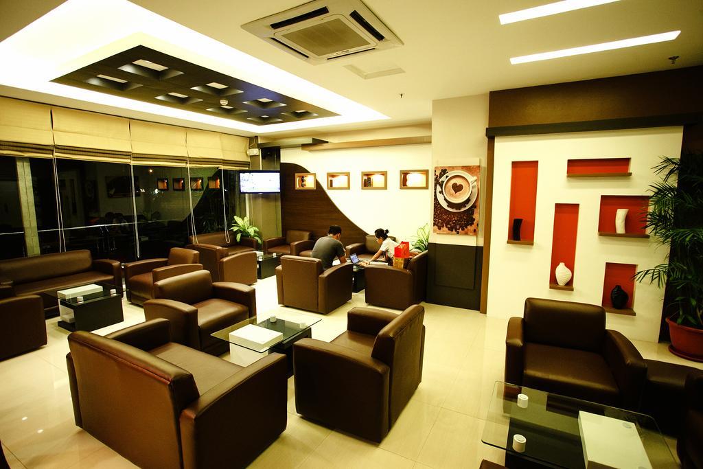 Big 8 Corporate Hotel Tagum Exterior foto