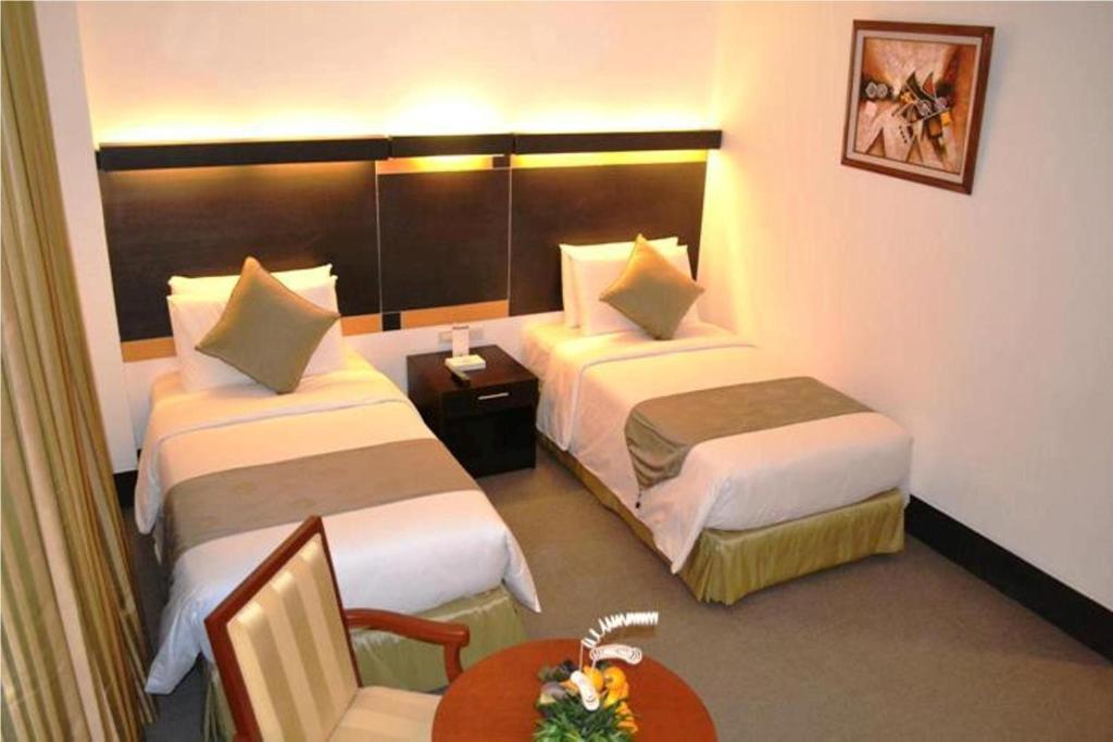 Big 8 Corporate Hotel Tagum Exterior foto